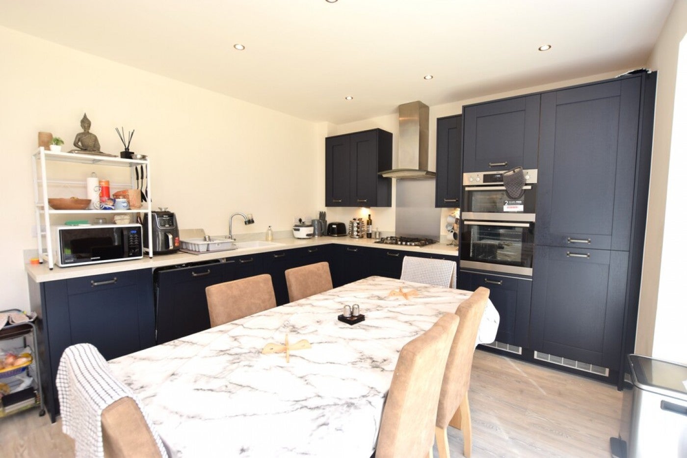 House Morewood Close in Sevenoaks