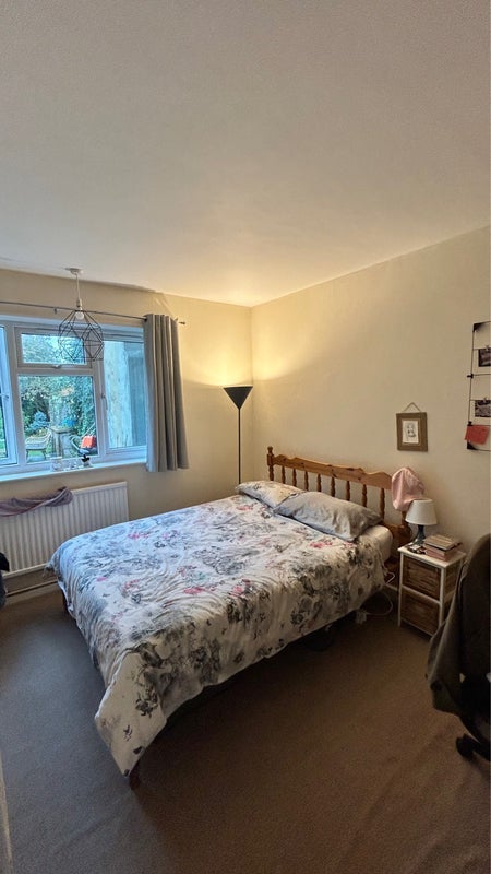 Room Radbourne Road in Greater London