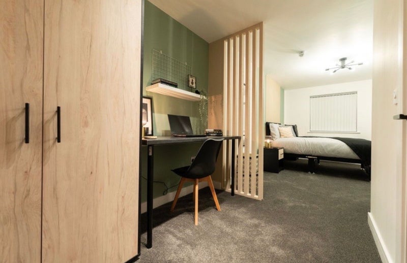 Room Ryecroft Street in Tameside