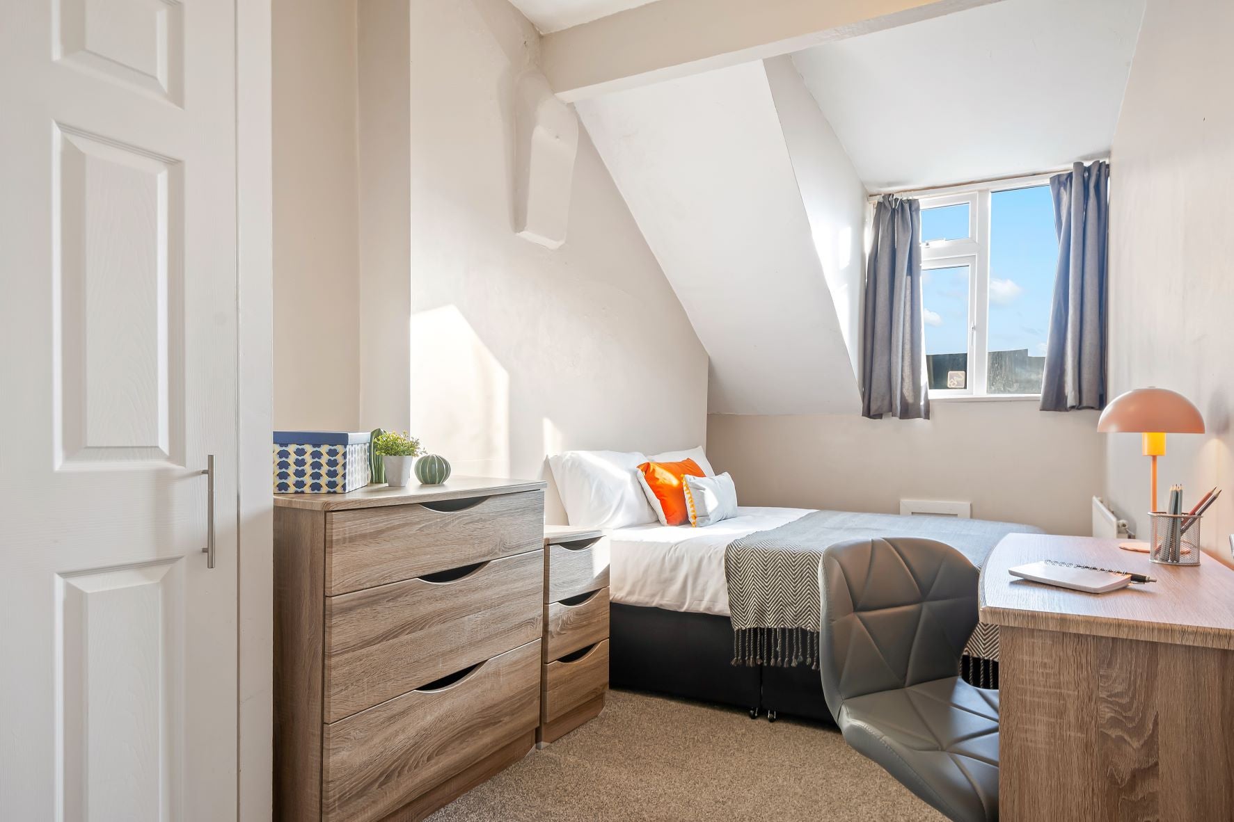 Flat Kelso Road in Leeds