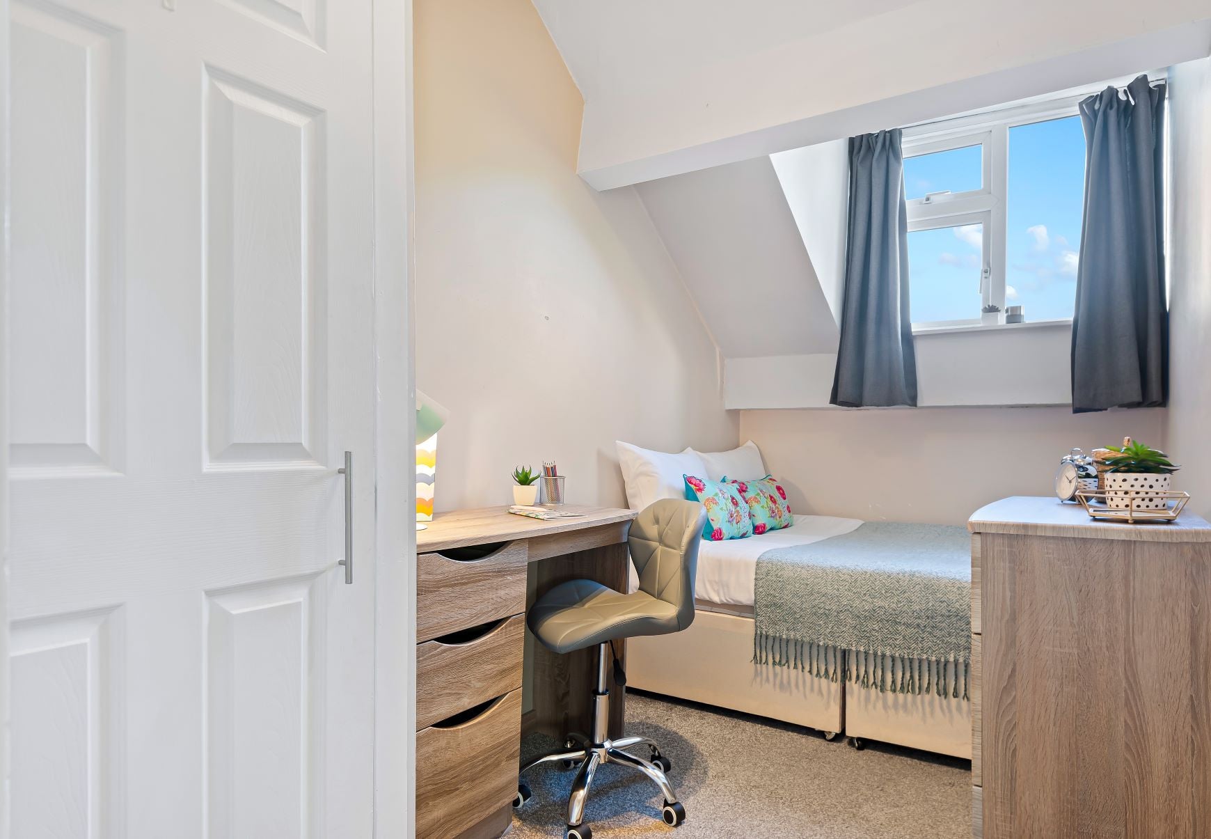 Flat Kelso Road in Leeds