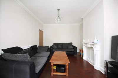 Flat Great West Road in Greater London