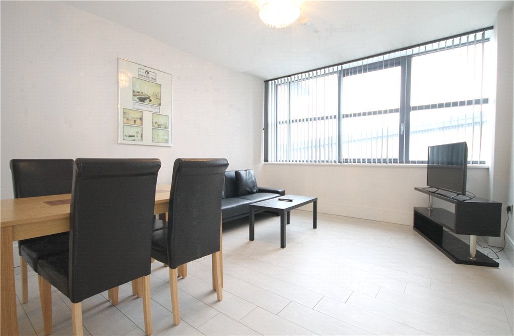 Flat West Gate in Greater London