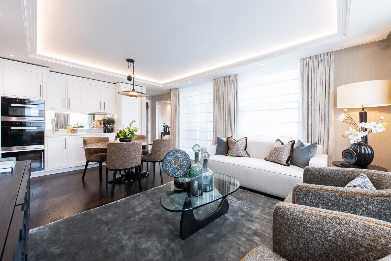 Flat Prince of Wales Terrace in Greater London