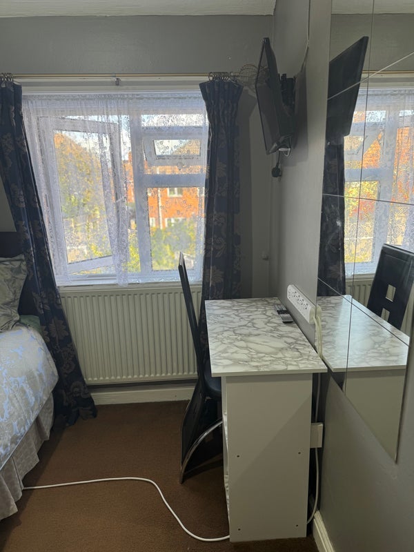 Room Ilminster Avenue in Bristol
