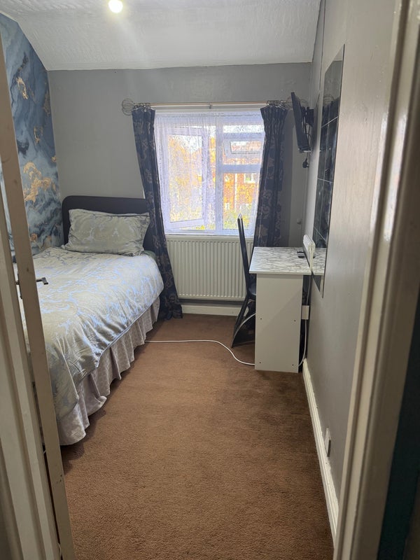 Room Ilminster Avenue in Bristol