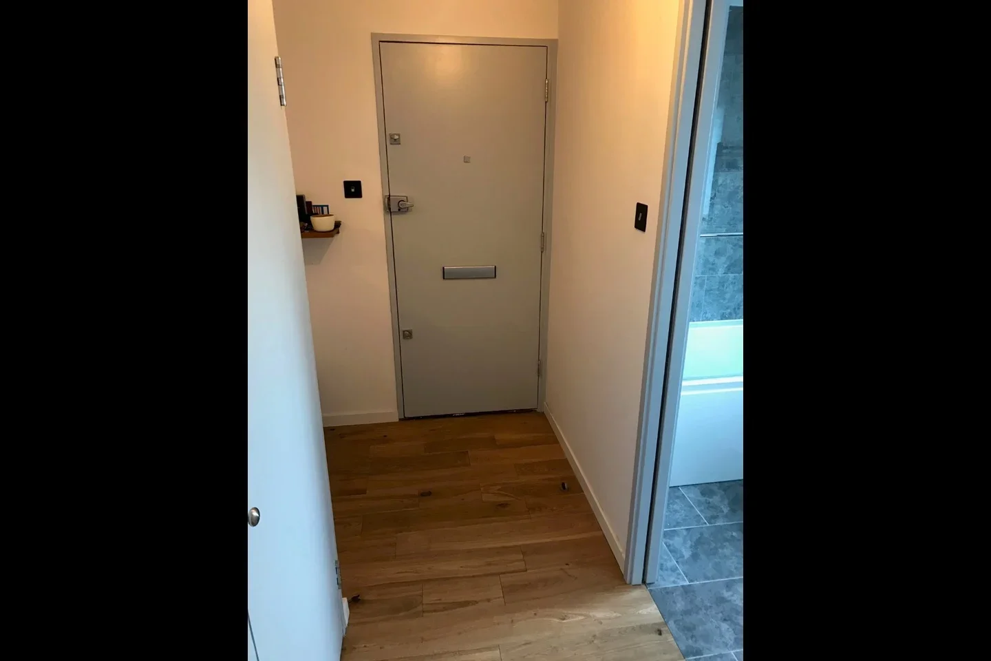 Flat Hillery Close in Greater London