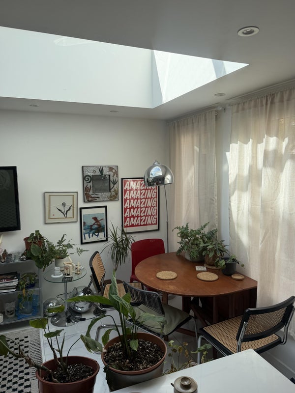 Room Rushmore Road in Greater London