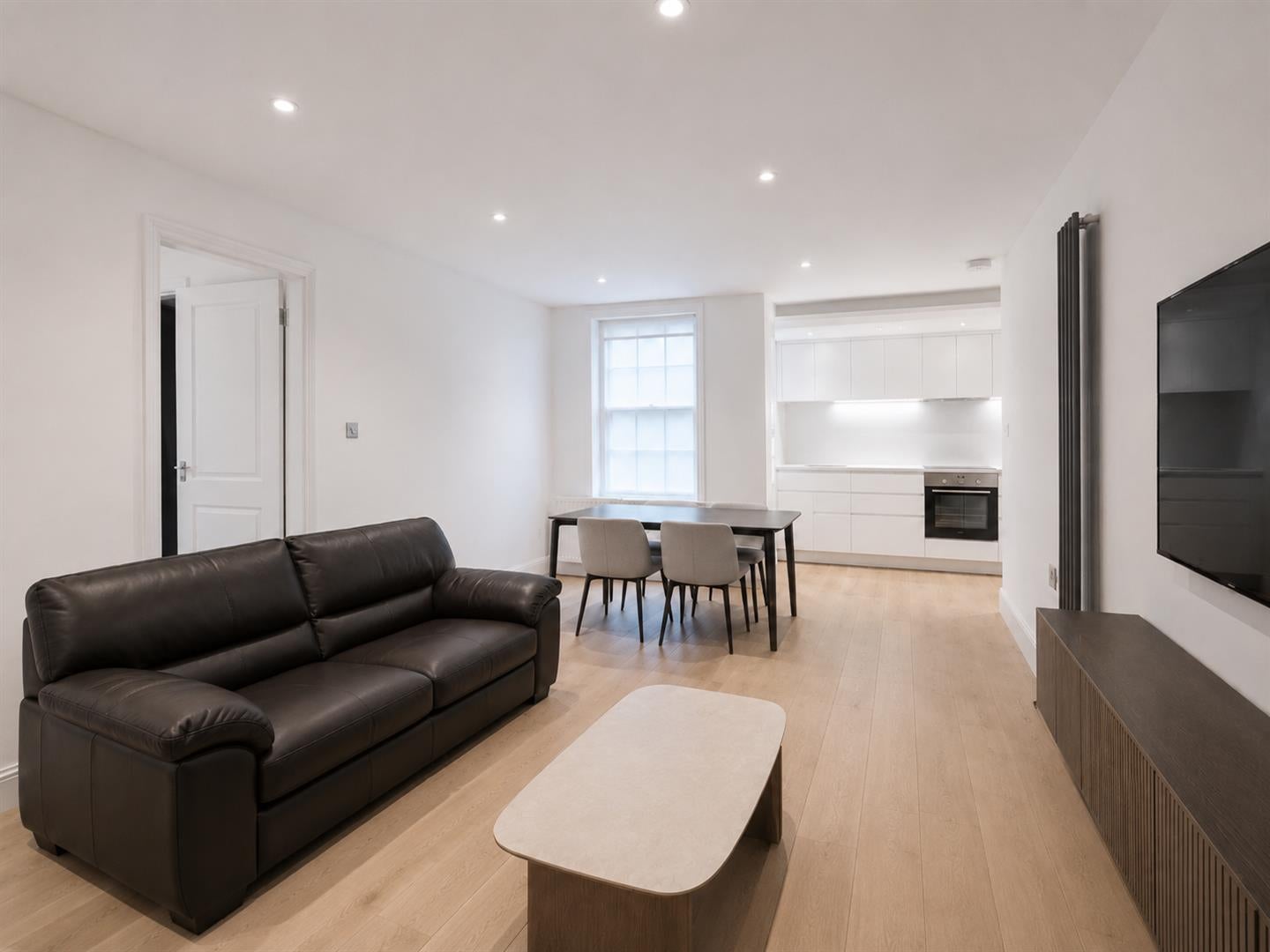 Flat King's Road in Greater London