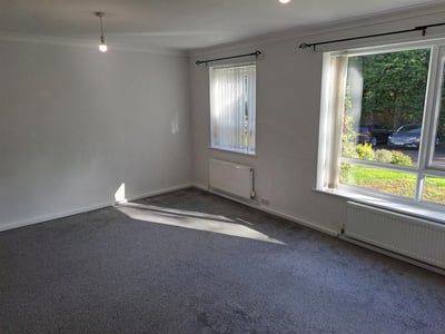 Flat Four Oaks Road in Birmingham