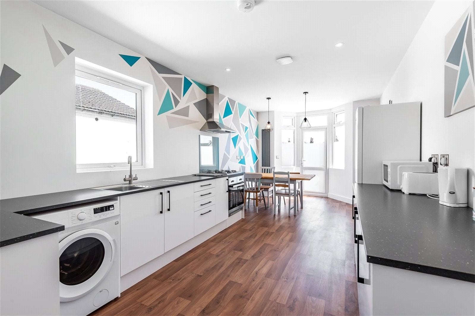 Room Boundary Road in Portslade by Sea