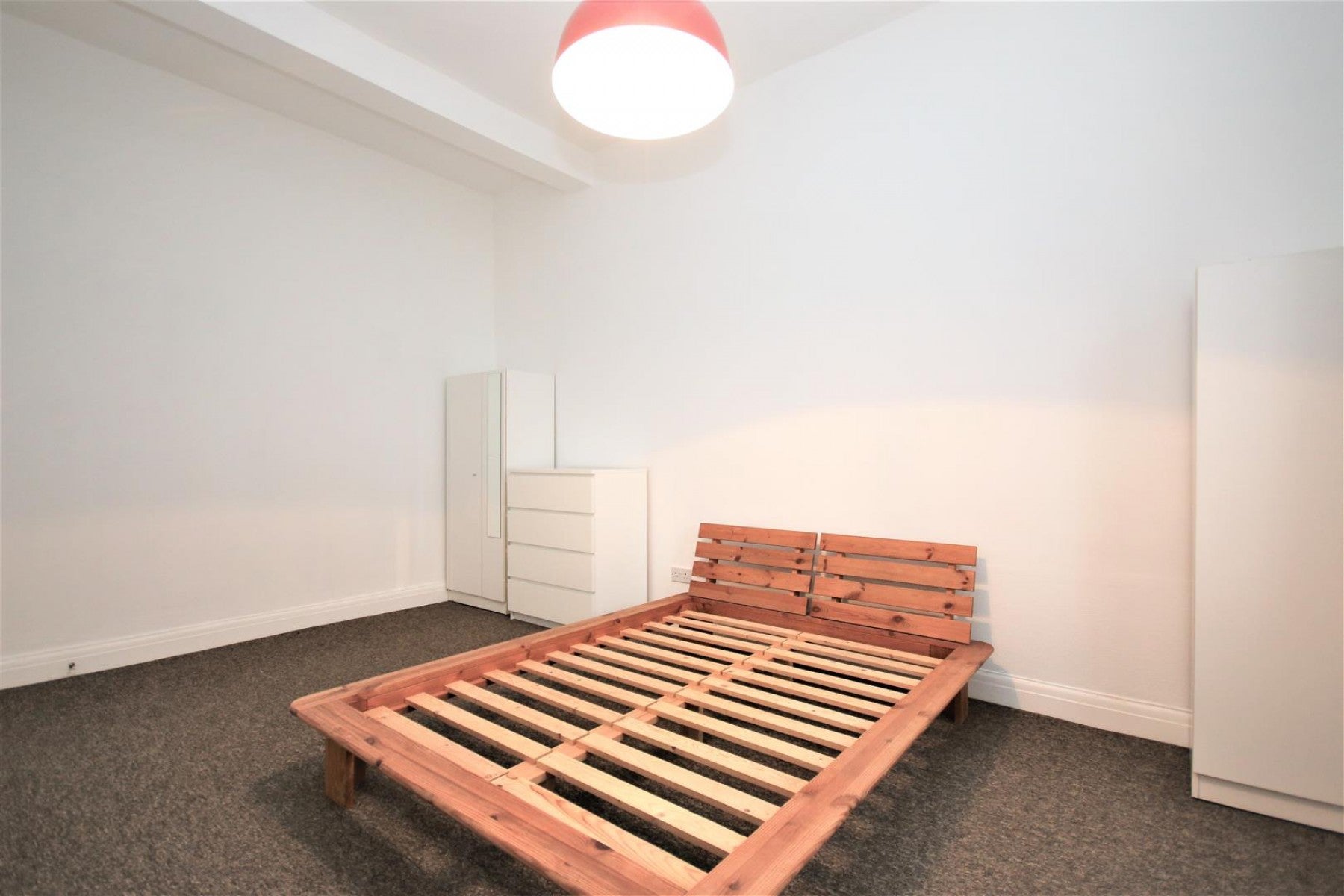 Flat Blackstock Road in Greater London