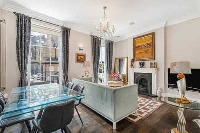 House Walton Street in Greater London