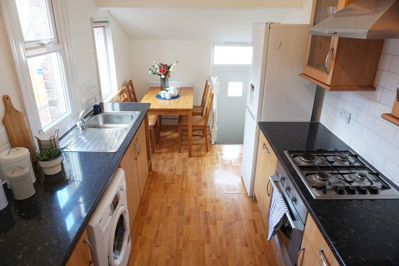 Flat Tosson Terrace in Newcastle upon Tyne
