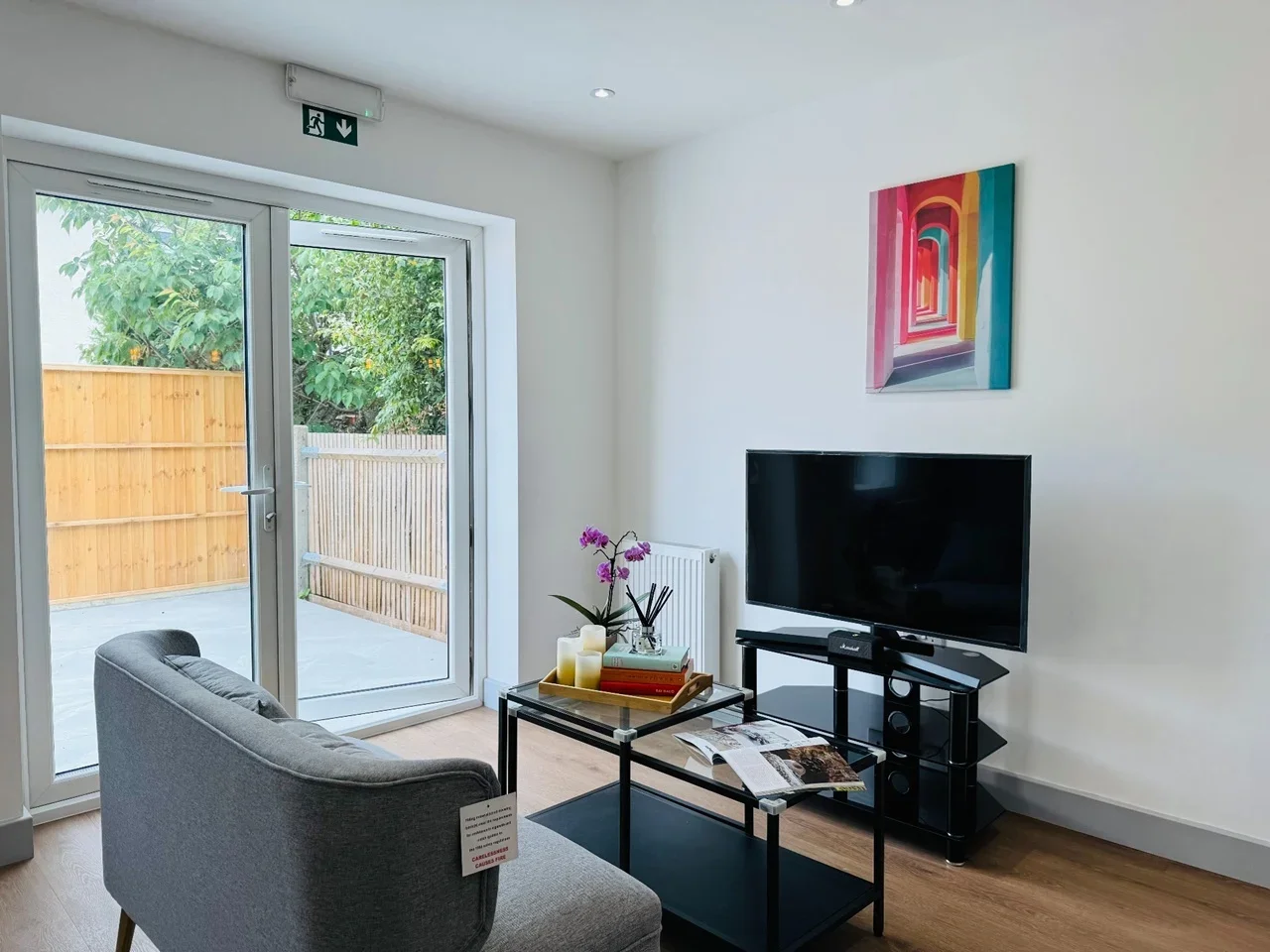 Room Bushey Mill Lane in Watford