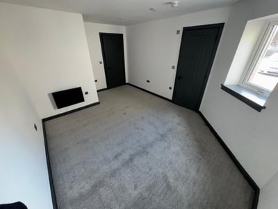 Flat Merridale Road in Wolverhampton