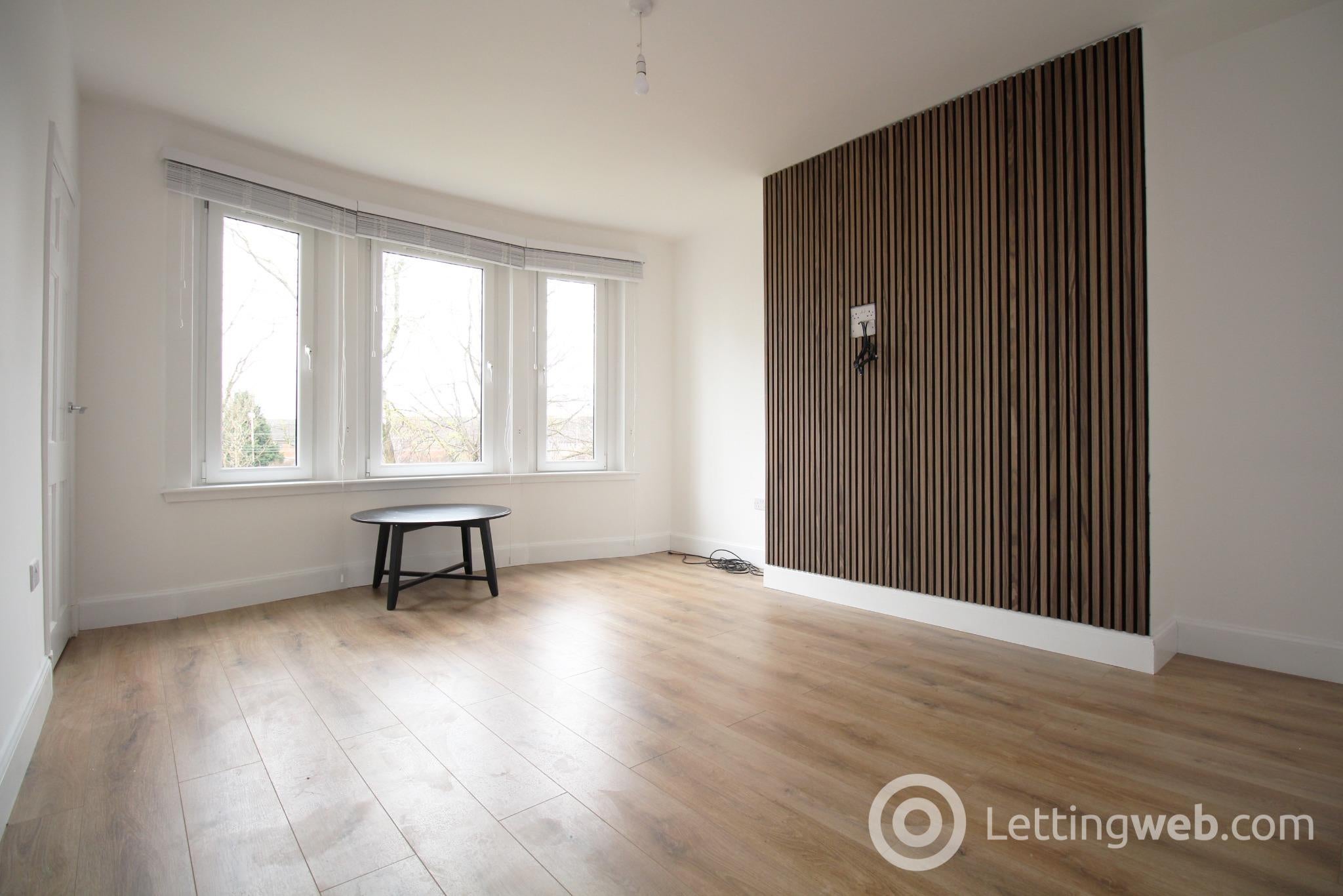 Flat Brownside Drive in Glasgow