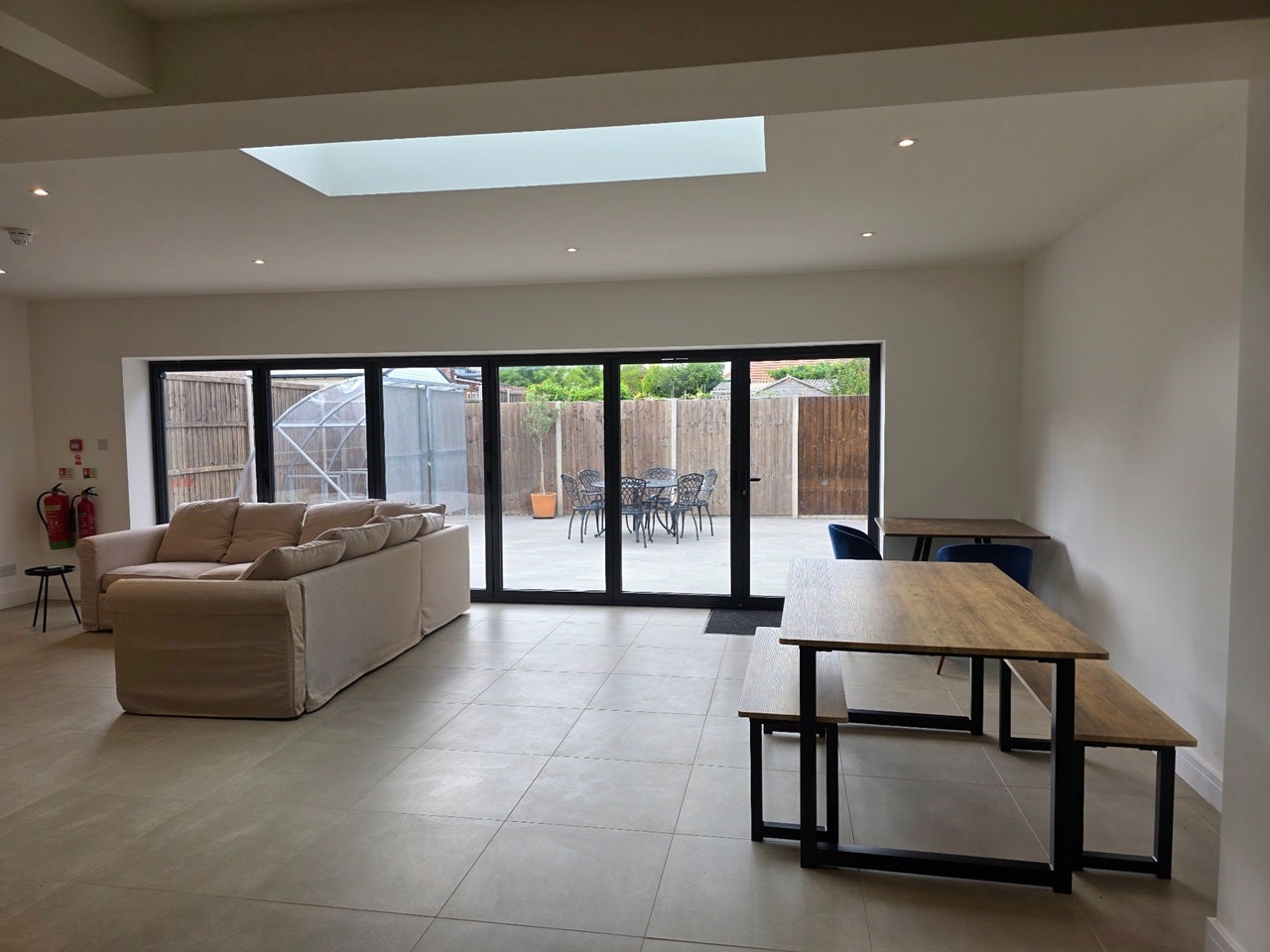 Room Main Road in Greater London
