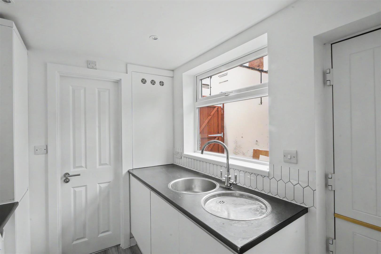 Room Artillery Square in Great Yarmouth