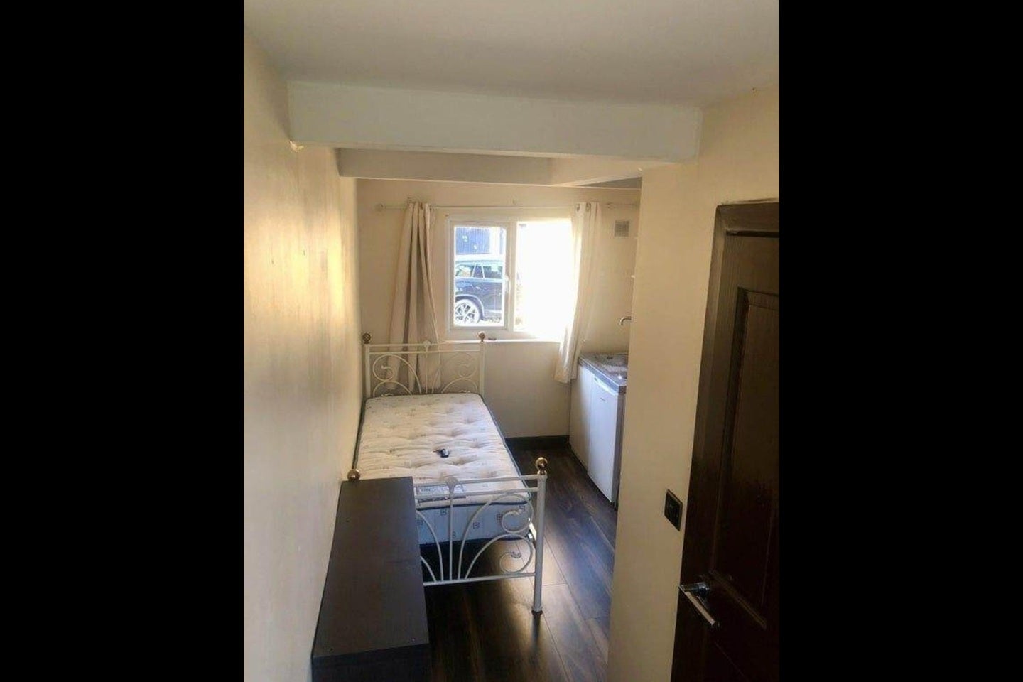 Room Deerhurst Close in Greater London