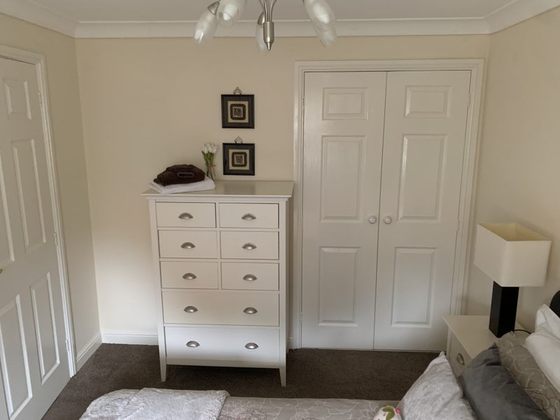 Room Kirklands Road in Newton Mearns