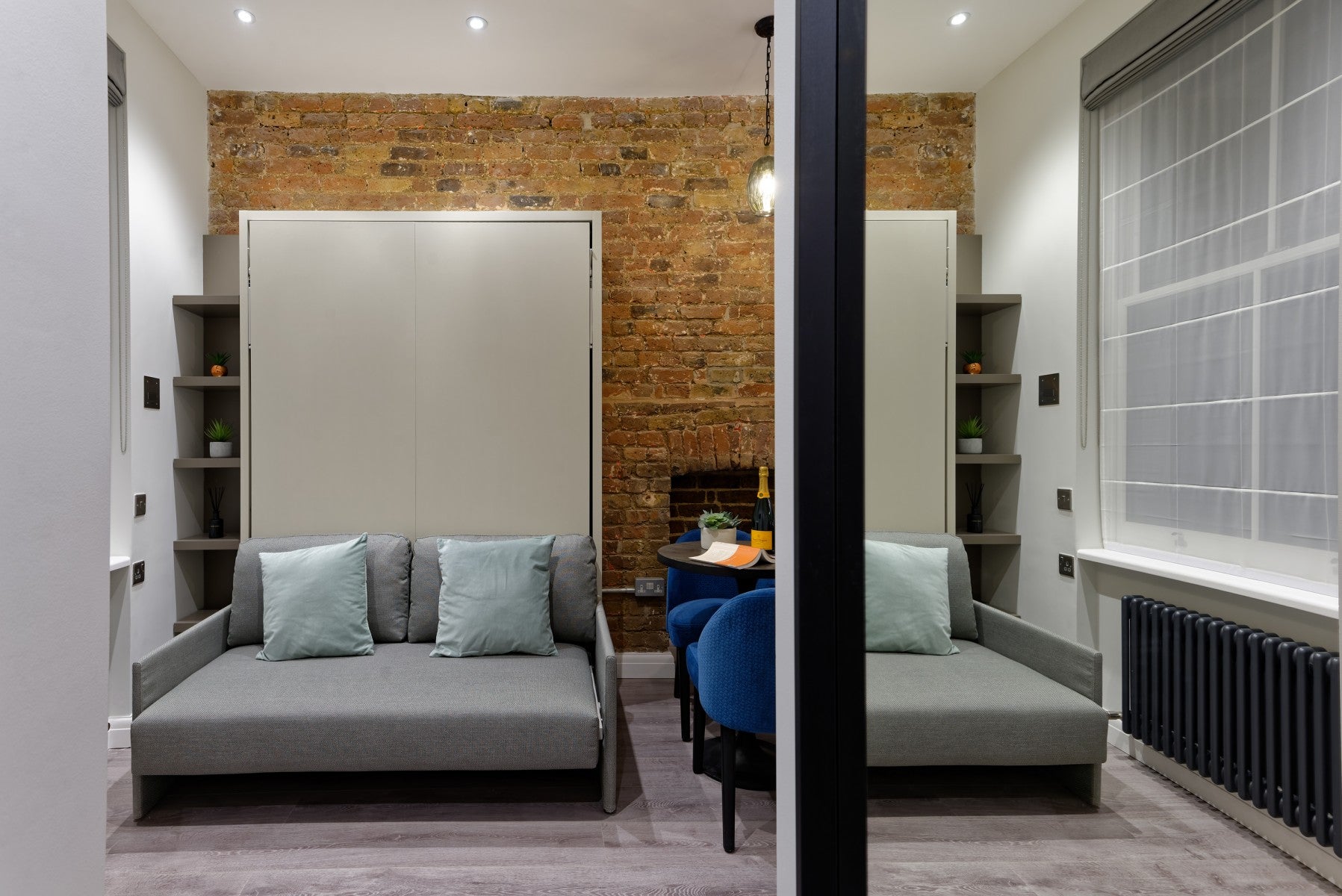 Flat Linden Gardens in Greater London