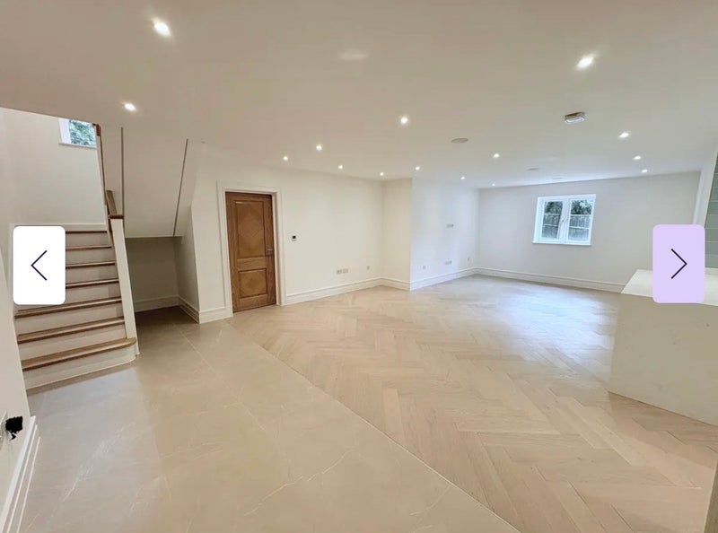 Room Newgate Street in Greater London