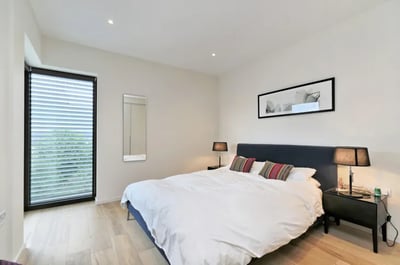 Flat York Way in Greater London