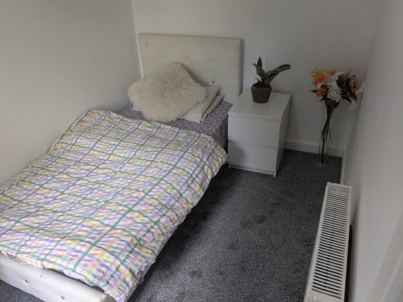 Room Dundee Drive in Glasgow