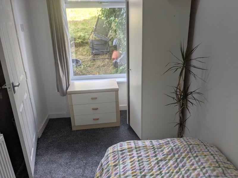 Room Dundee Drive in Glasgow
