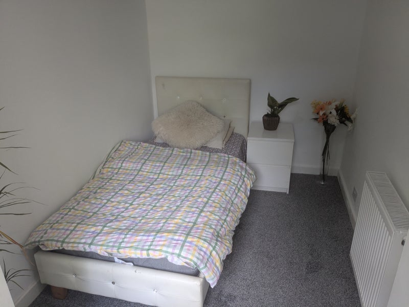 Room Dundee Drive in Glasgow