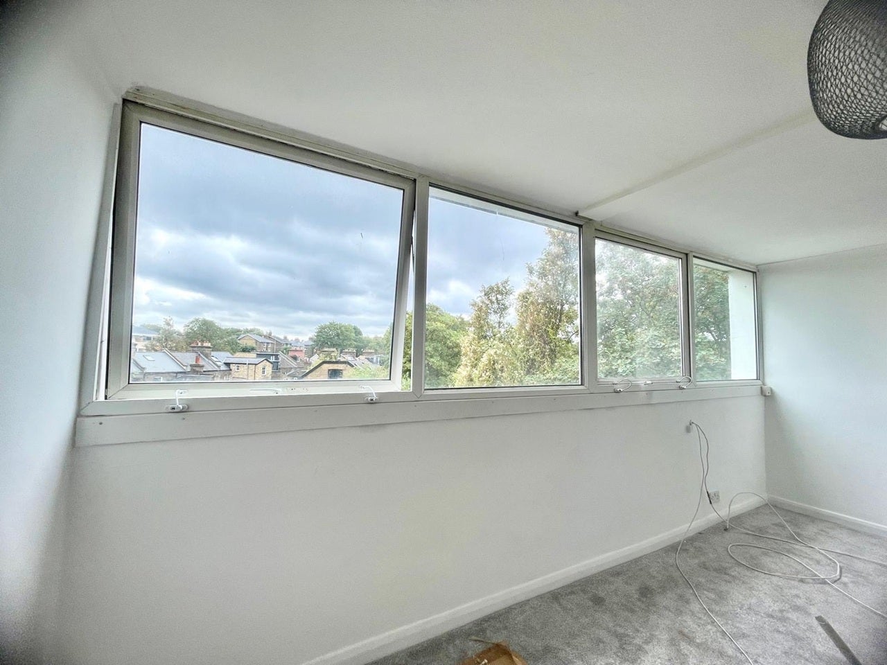 Flat Eastdown Park in Greater London