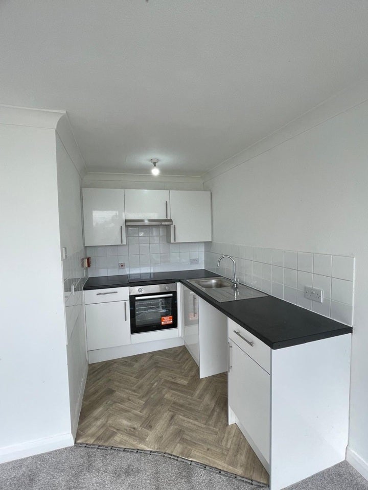Flat Eastdown Park in Greater London