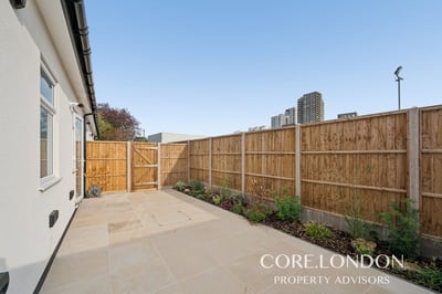 Flat Lowfield Road in Greater London