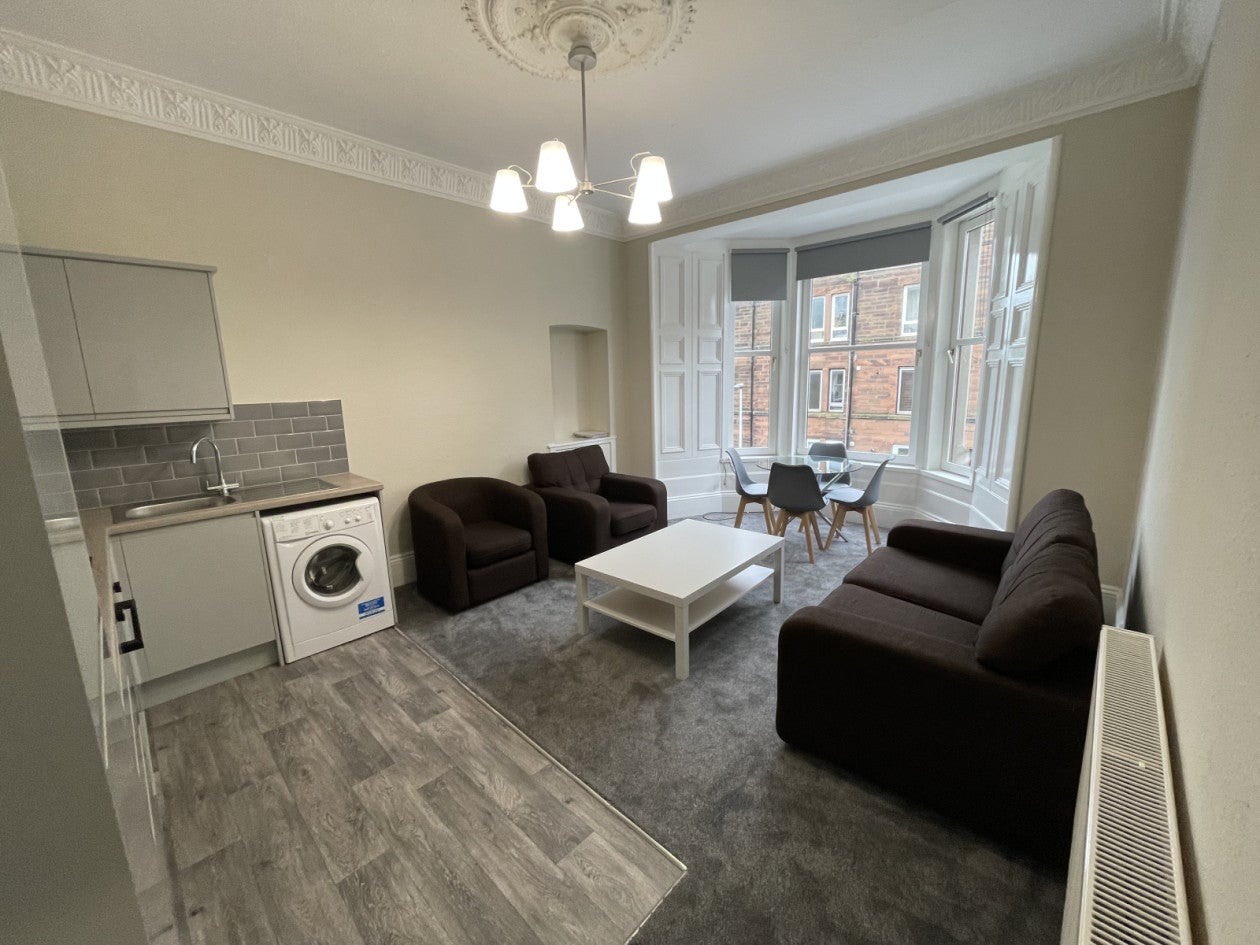 Room Bellefield Avenue in Dundee