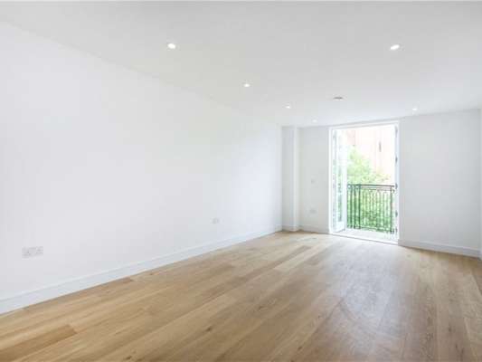 Flat King Street in Greater London