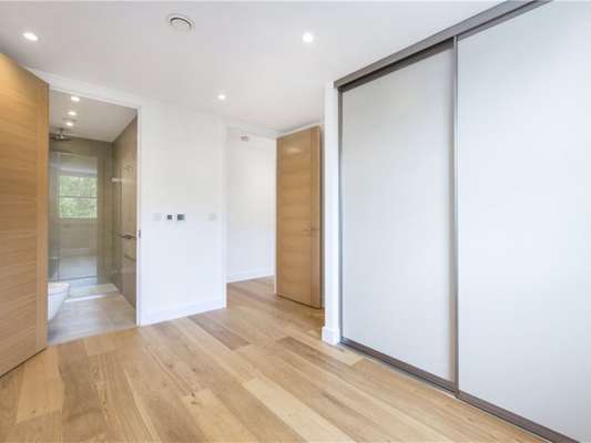 Flat King Street in Greater London