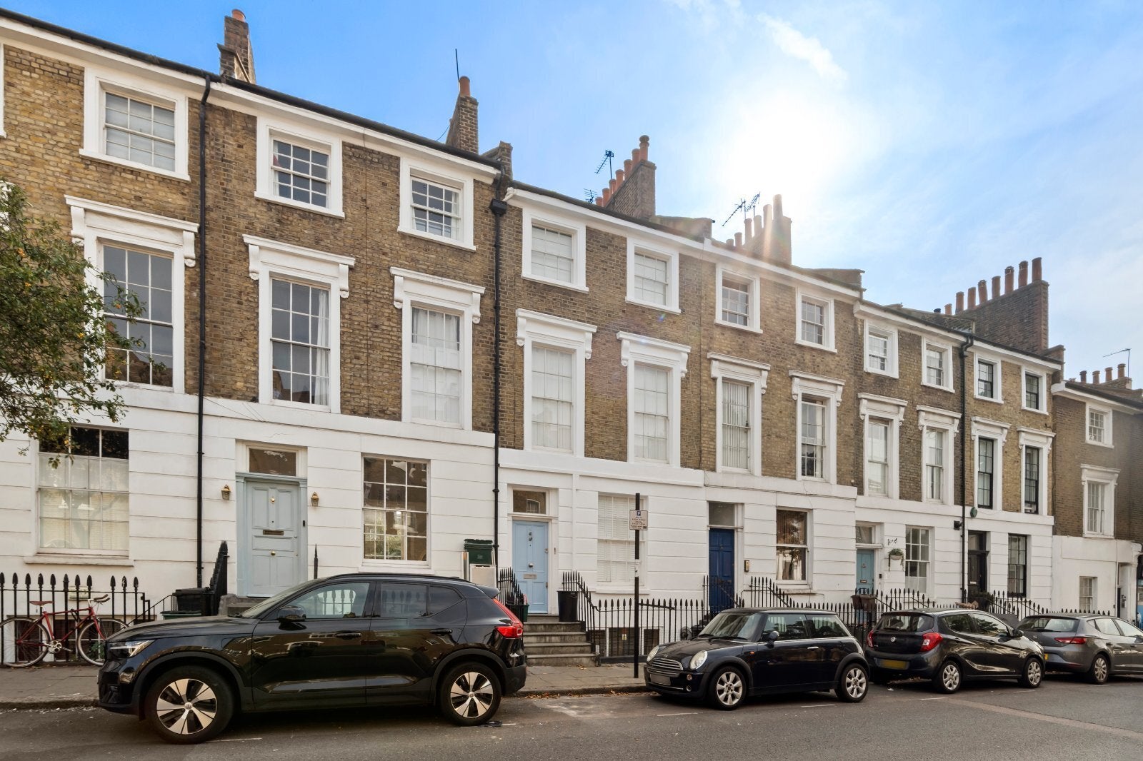 Flat Offord Road in Greater London