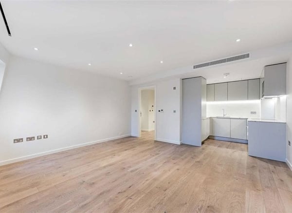Flat Suffolk Street in City of Westminster