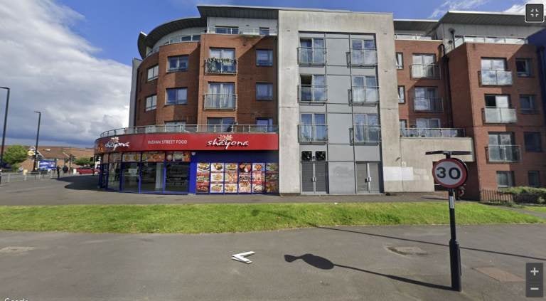 Flat Cleeve Way in Greater London