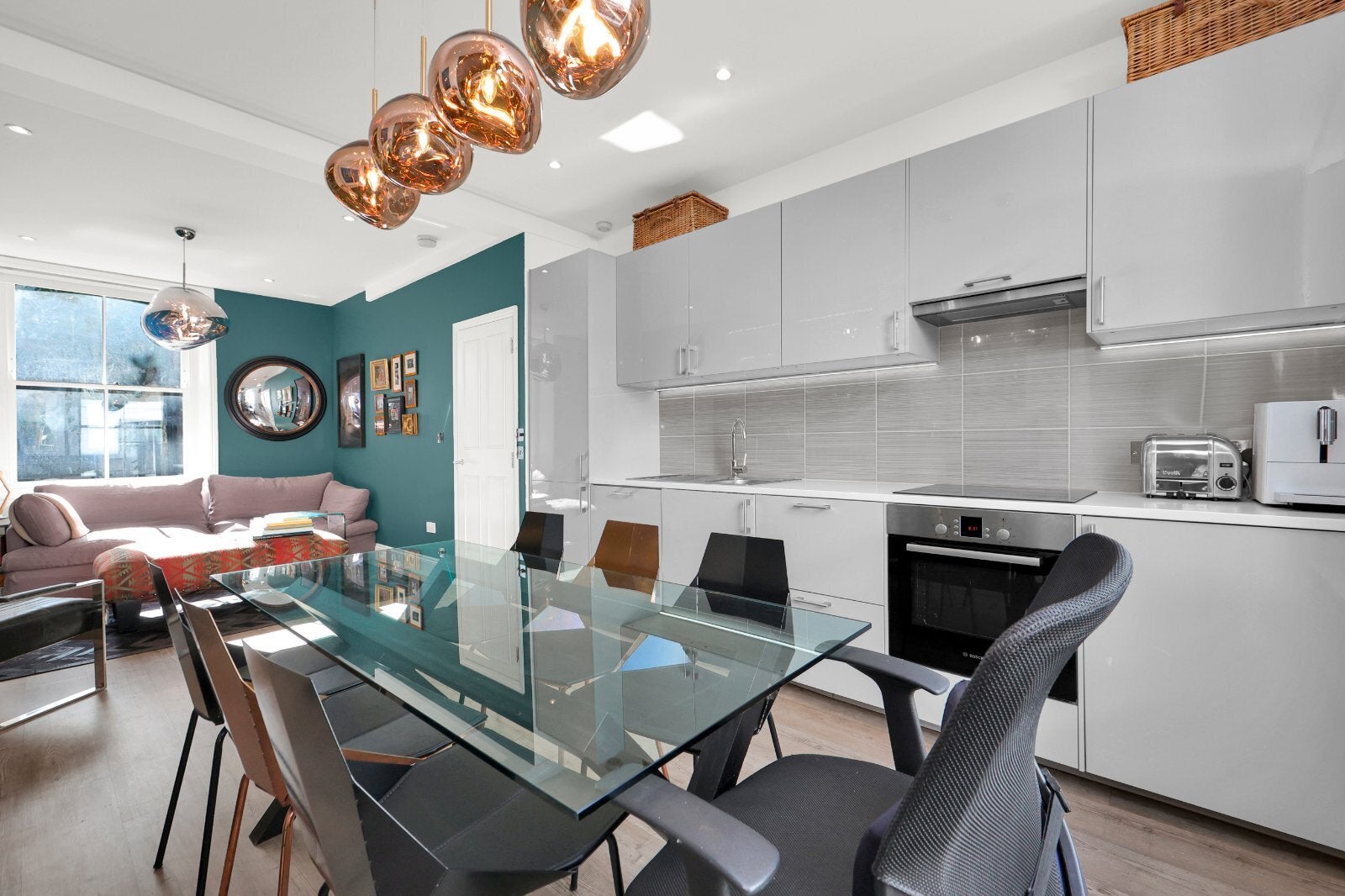Flat Edis Street in Greater London