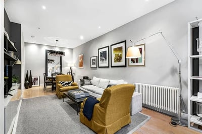 House Pavilion Road in Greater London
