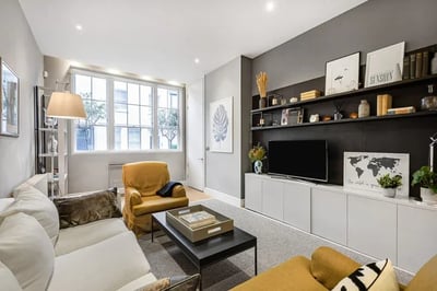 House Pavilion Road in Greater London