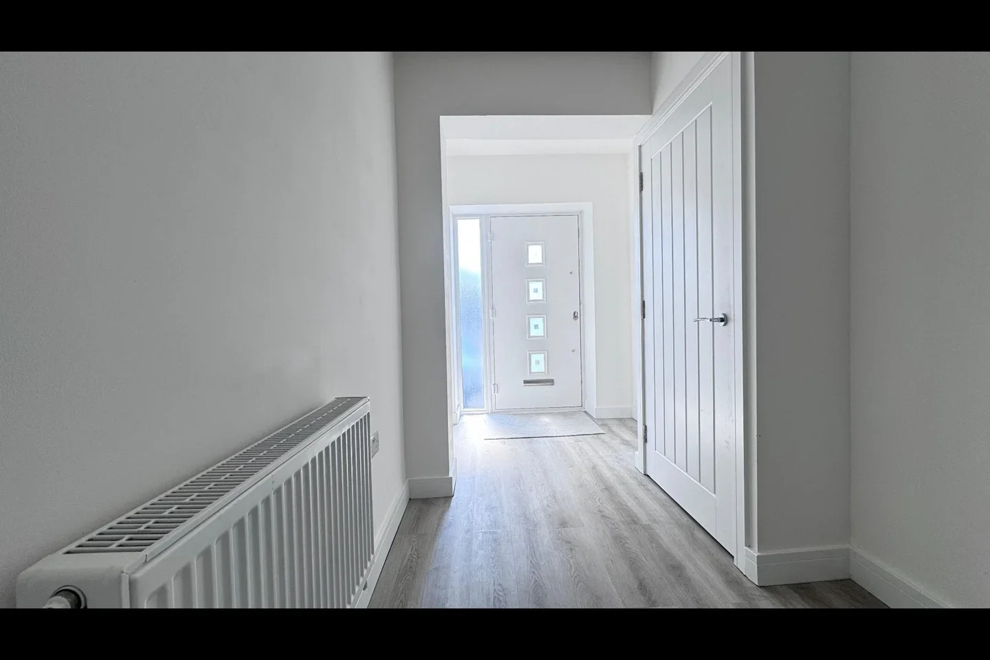 Room Latham Road in Greater London