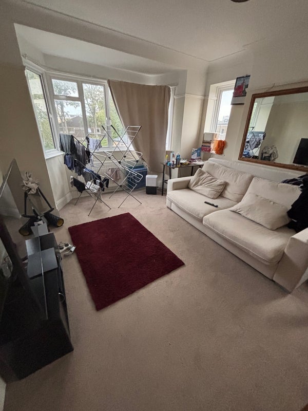 Flat West Road in Greater London