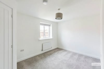 House Gabriel Way in Wellingborough