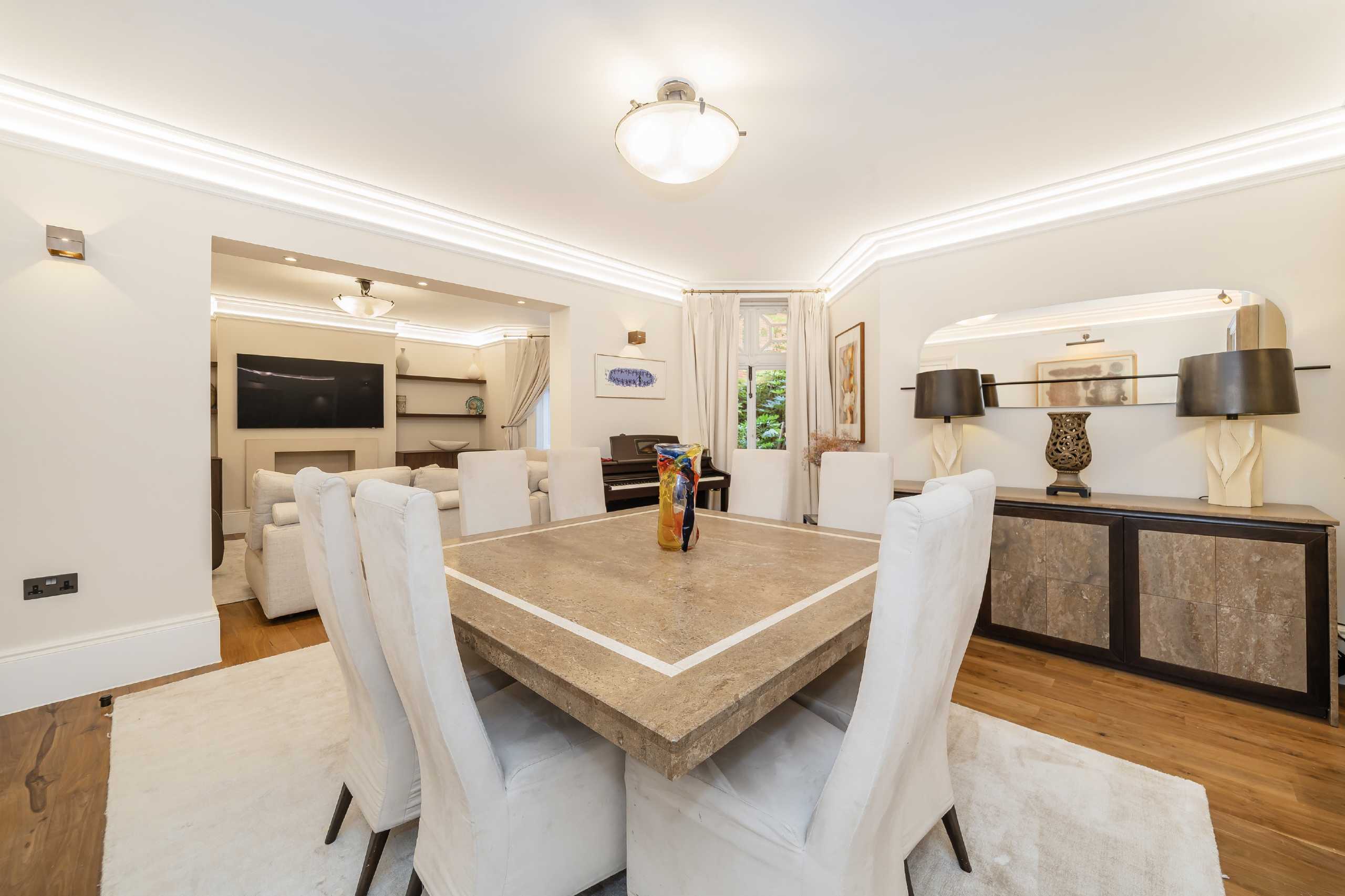 Flat Abingdon Villas in Greater London