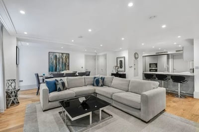 Flat Park Street in City of Westminster