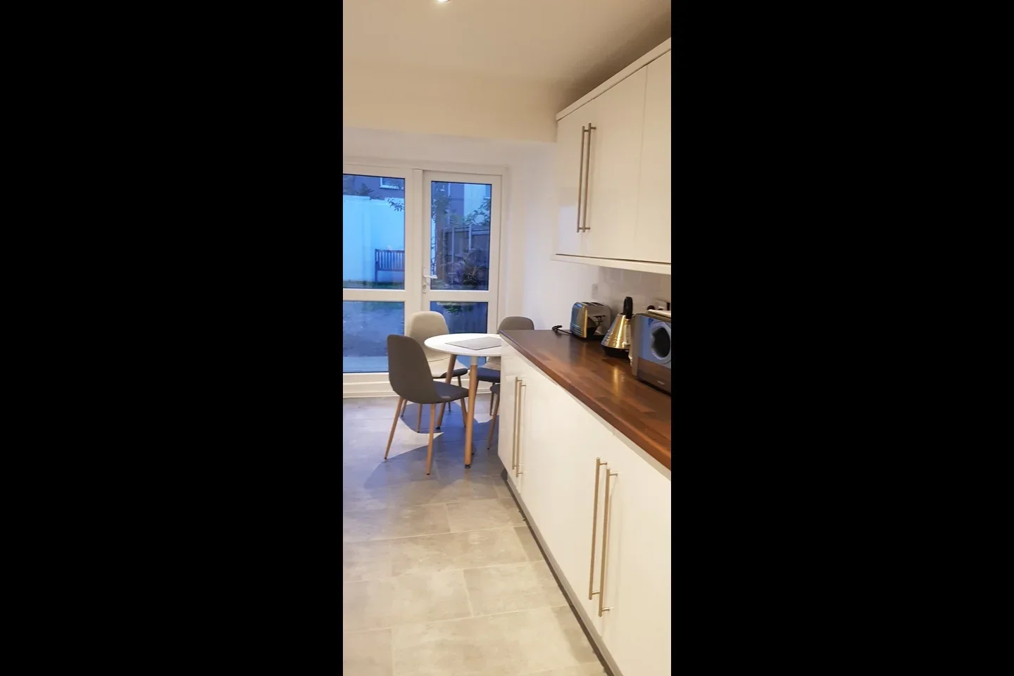 Room Cann Hall Road in Greater London