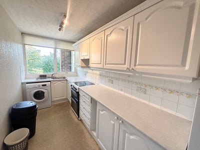Flat Newbold Terrace East in Royal Leamington Spa